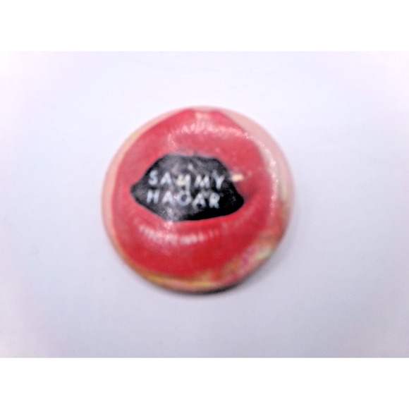 Vintage Sammy Hagar Lips Button Pinback Rock and Roll Rockstar Pin Jewelry - Picture 3 of 6